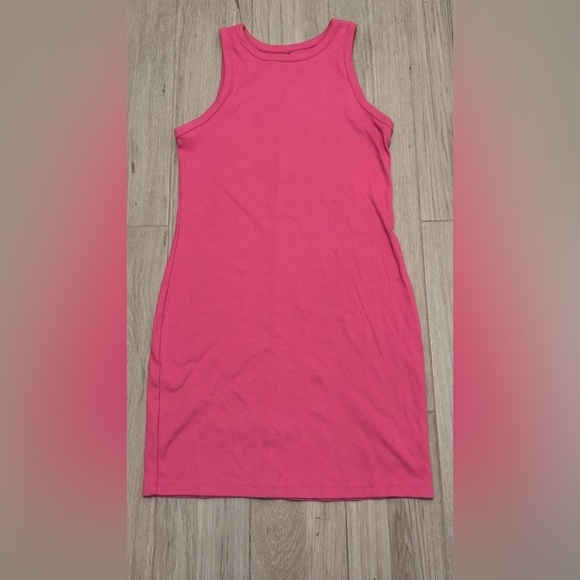 Pink Sleeveless Ribbed Dress - Picture 2 of 4